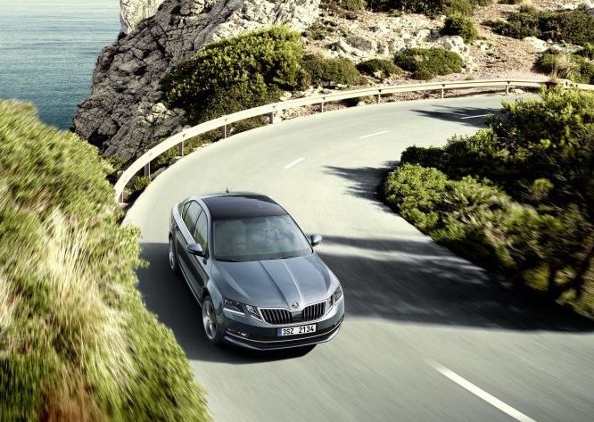 2017 Skoda Yeni Octavia 1.0 TSI Ambition Karşılaştırması